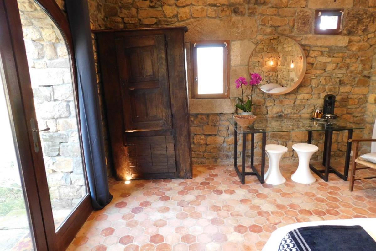 Chambre D'Hotes Les Cerisiers Vesseaux Exterior photo